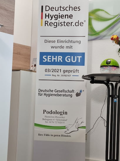 Fußpflege Schorndorf | Podologin Hannelore Rieneckerfoto 